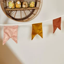 LEON Guirlande De Drapeaux Rouge^CASA Clearance